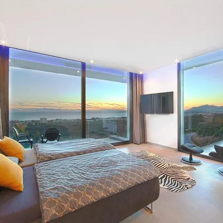 Luxury Tomillo Villa