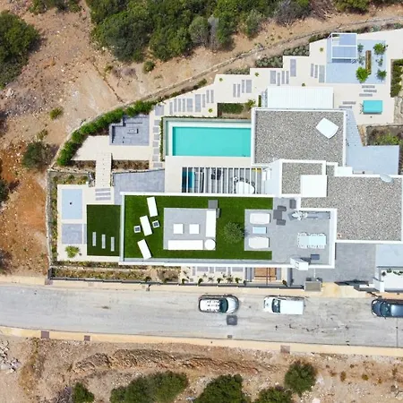 Luxury Tomillo * Μαρμπέλλα